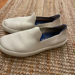 Rothys slip on size 8, beige